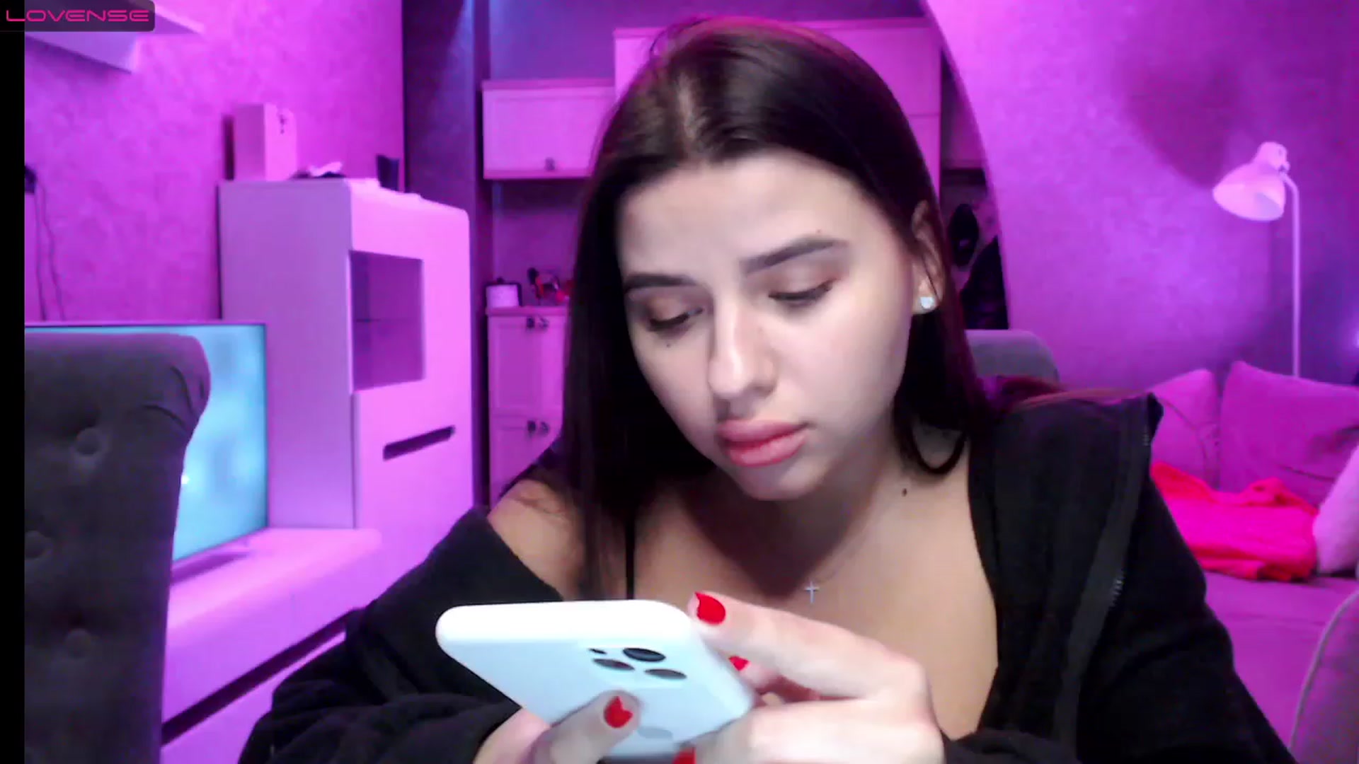 Gallery image thumbnail from Darling_Ivy's myfreecams stream on, 12/29/2022, 18:29 image 16 of 20