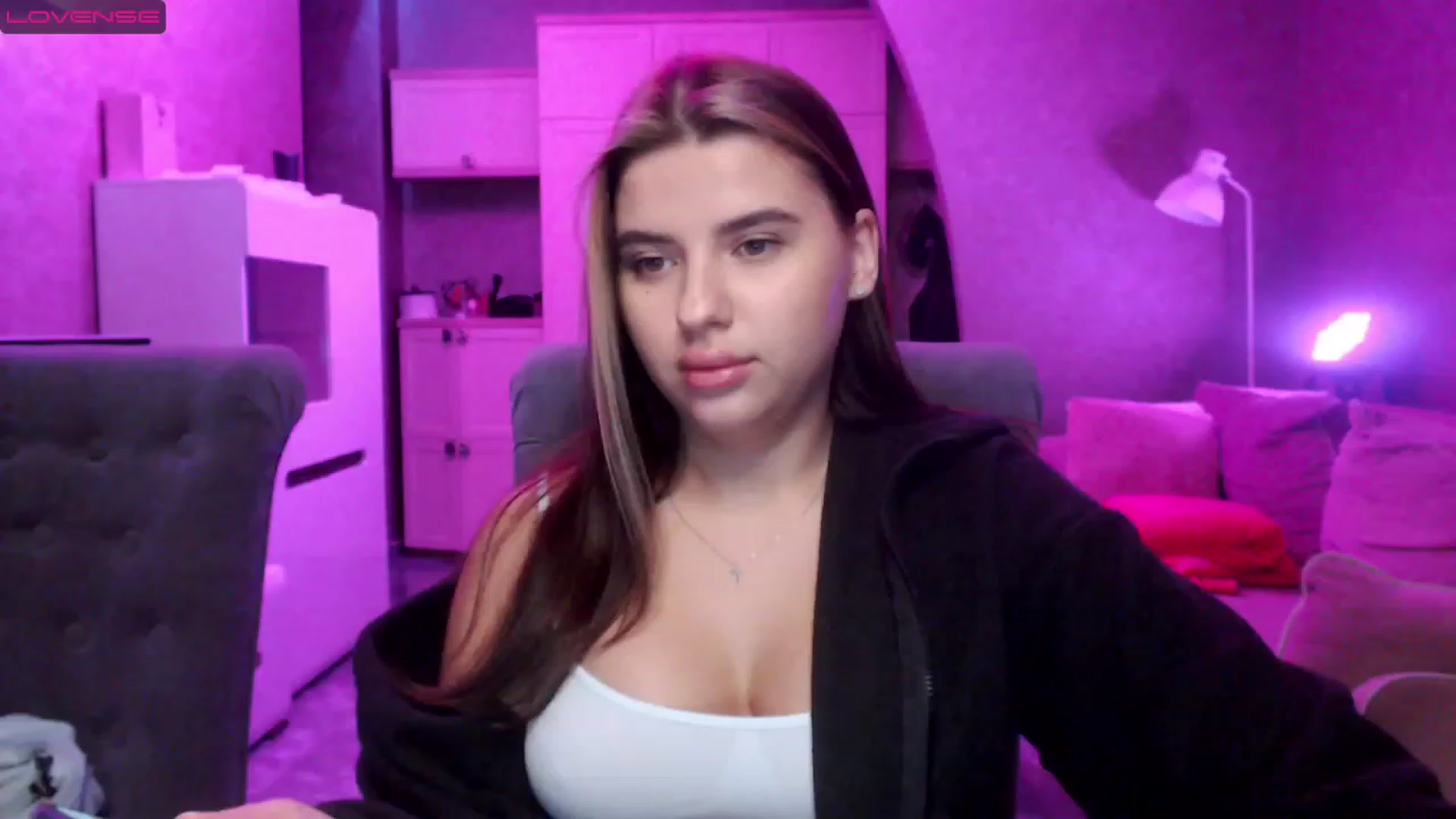 Gallery image thumbnail from Darling_Ivy's myfreecams stream on, 03/25/2023, 12:50 image 19 of 20