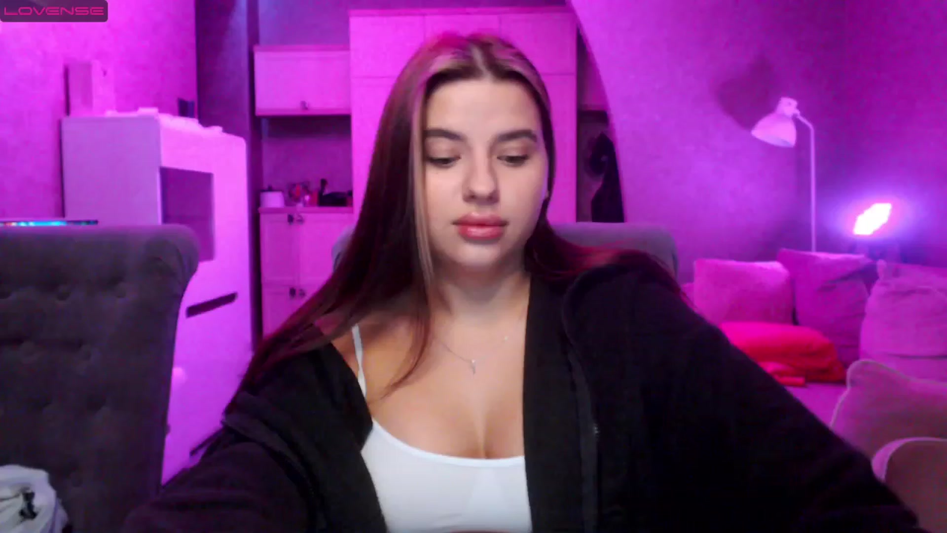 Gallery image thumbnail from Darling_Ivy's myfreecams stream on, 03/25/2023, 12:50 image 13 of 20
