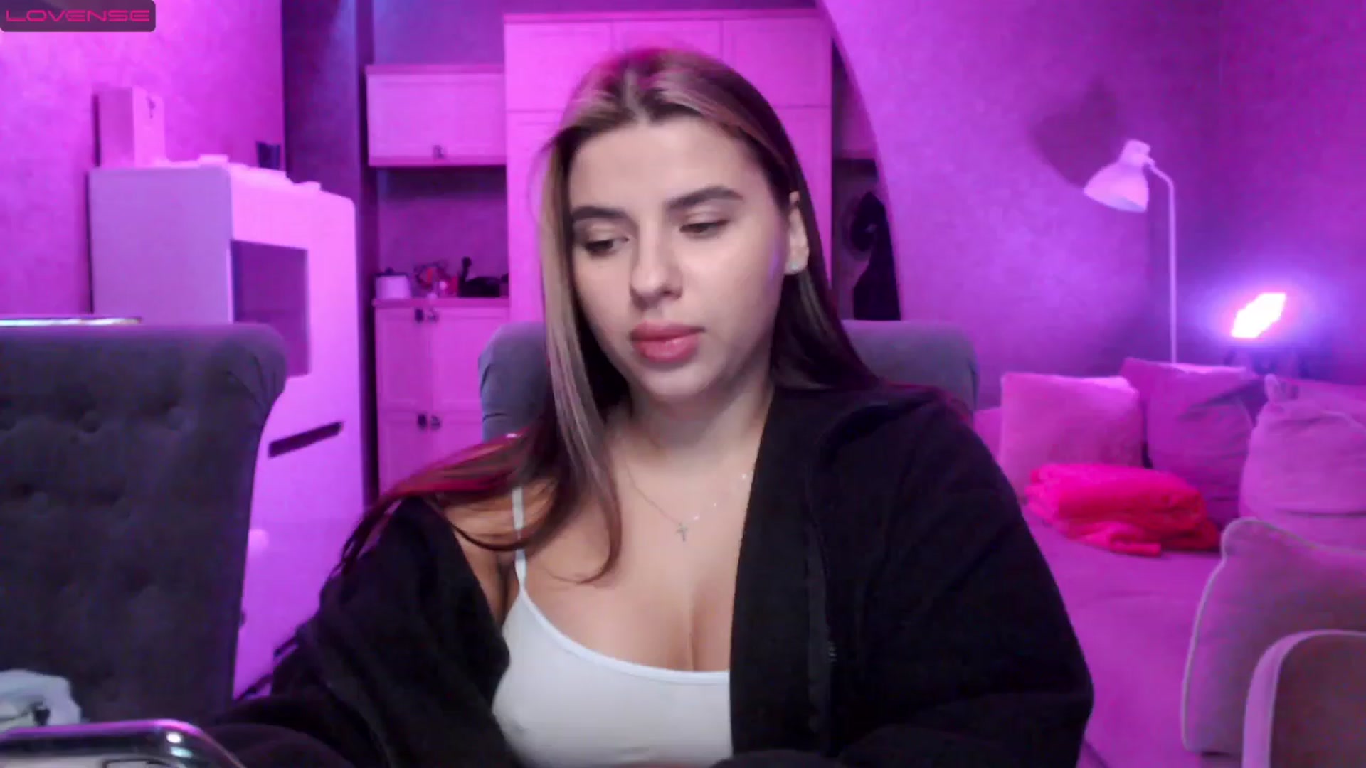 Gallery image thumbnail from Darling_Ivy's myfreecams stream on, 03/25/2023, 12:50 image 14 of 20