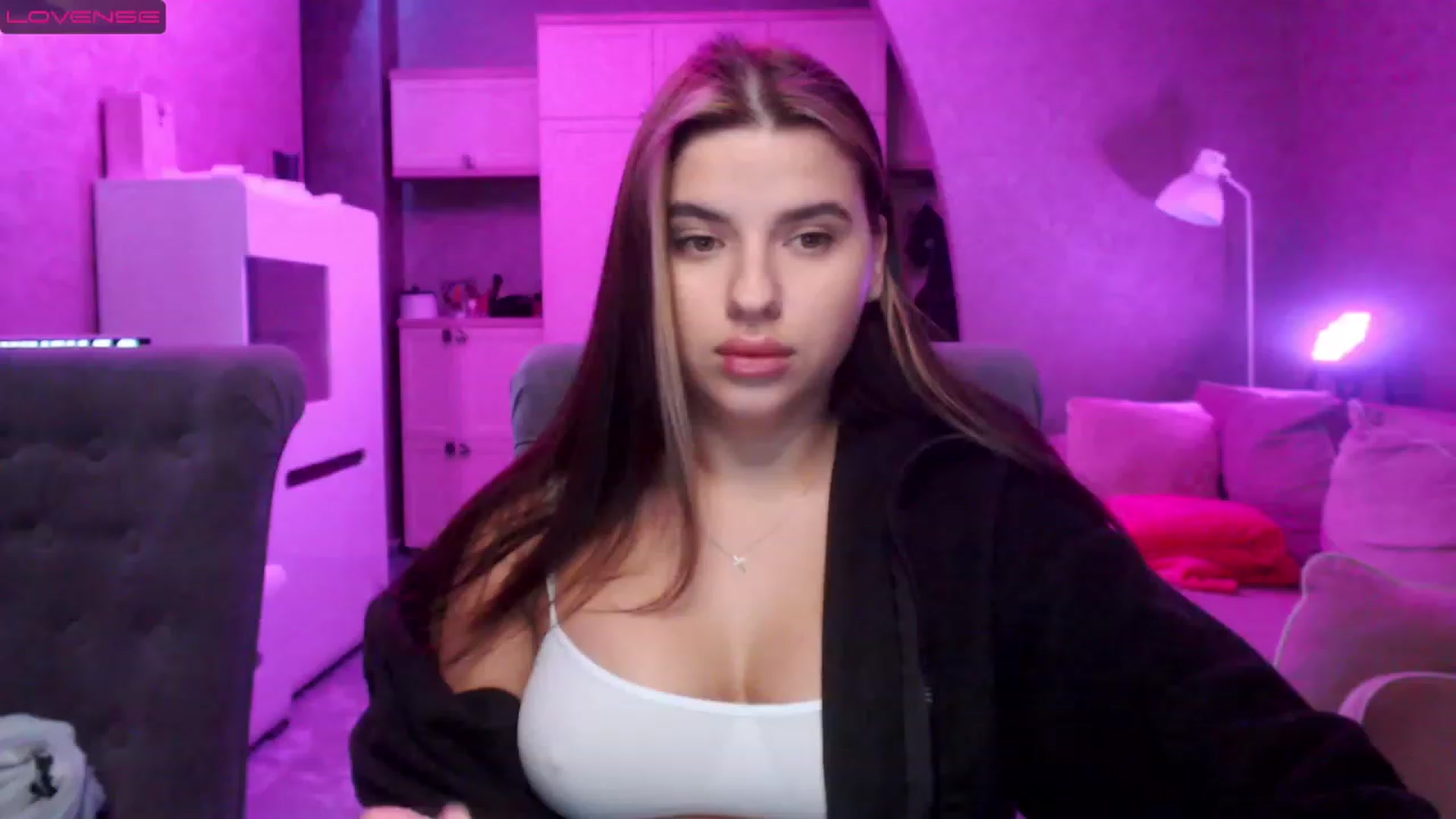 Gallery image thumbnail from Darling_Ivy's myfreecams stream on, 03/25/2023, 12:50 image 11 of 20