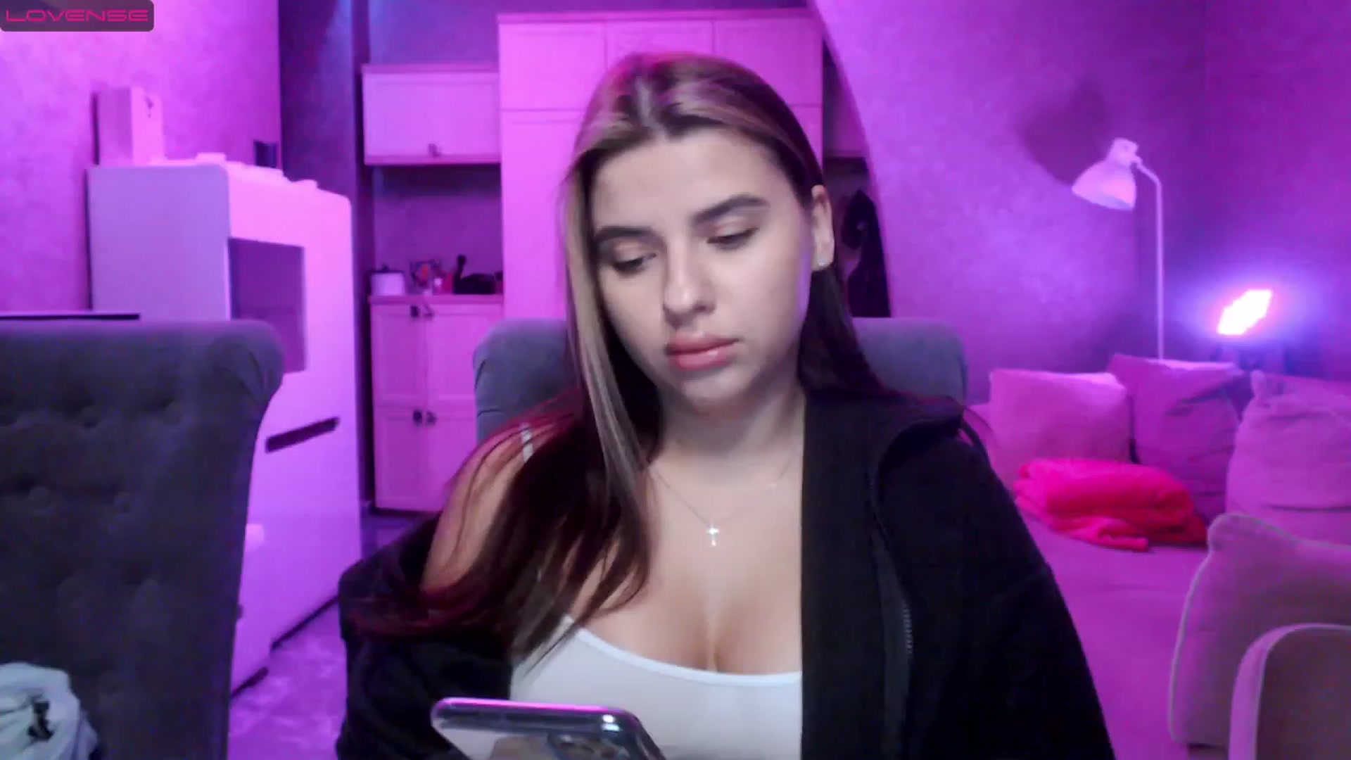Gallery image thumbnail from Darling_Ivy's myfreecams stream on, 03/25/2023, 12:50 image 18 of 20