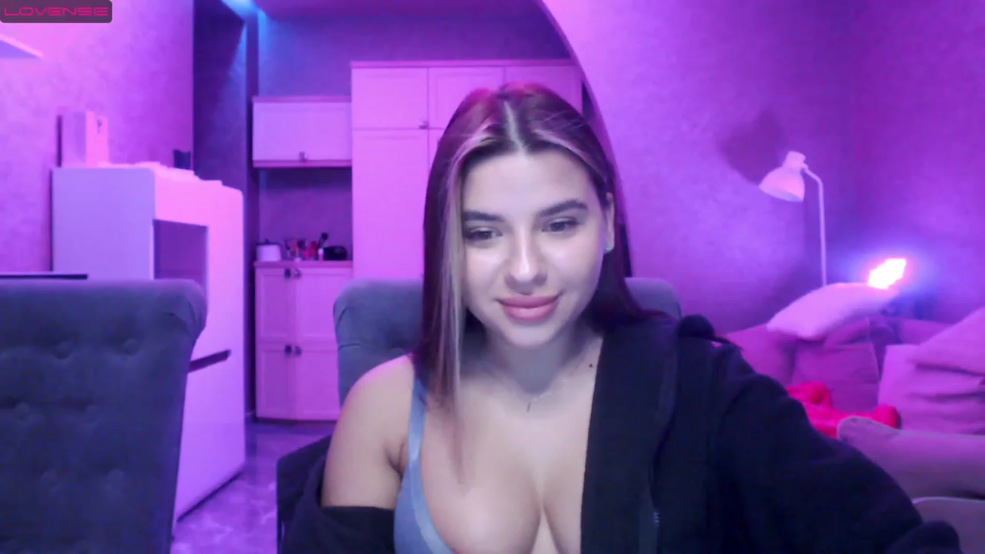 Gallery image thumbnail from Darling_Ivy's myfreecams stream on, 04/04/2023, 10:21 image 20 of 20
