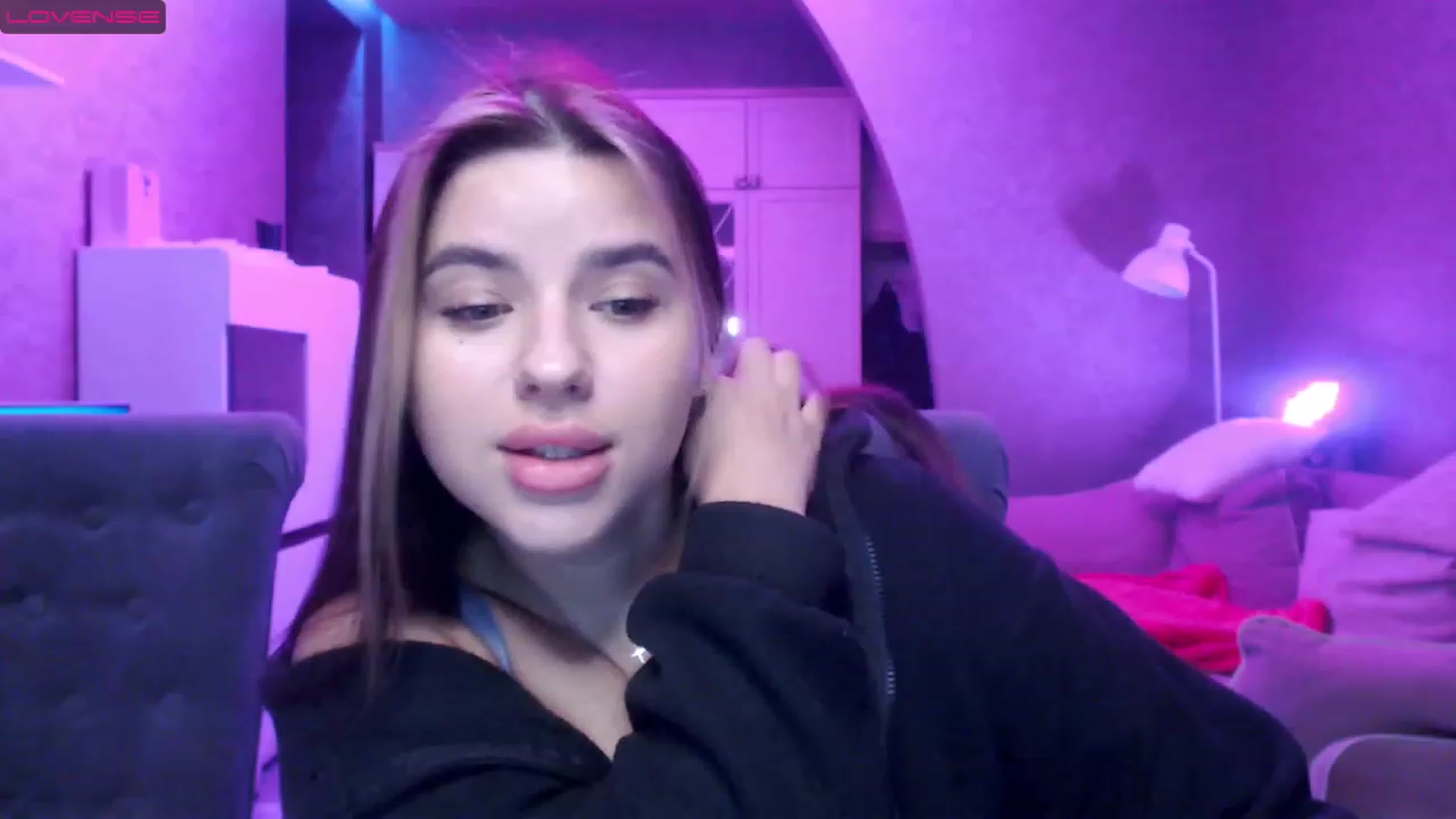 Gallery image thumbnail from Darling_Ivy's myfreecams stream on, 04/04/2023, 10:21 image 18 of 20