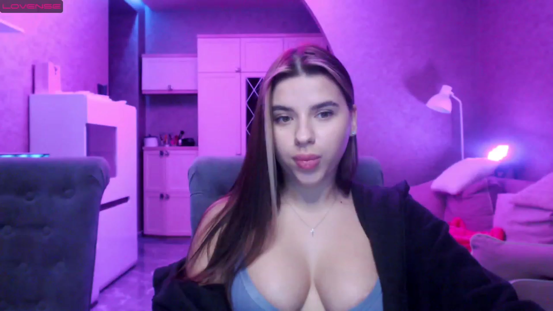 Gallery image thumbnail from Darling_Ivy's myfreecams stream on, 04/04/2023, 11:57 image 13 of 20