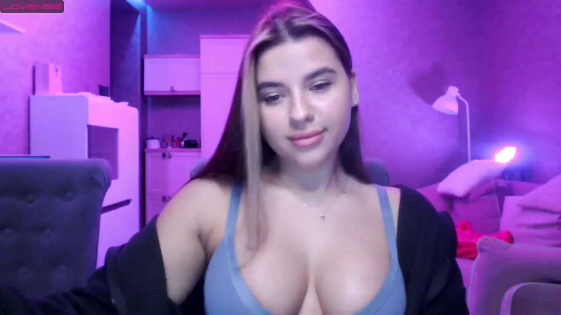 Gallery image thumbnail from Darling_Ivy's myfreecams stream on, 04/04/2023, 11:57 image 4 of 20