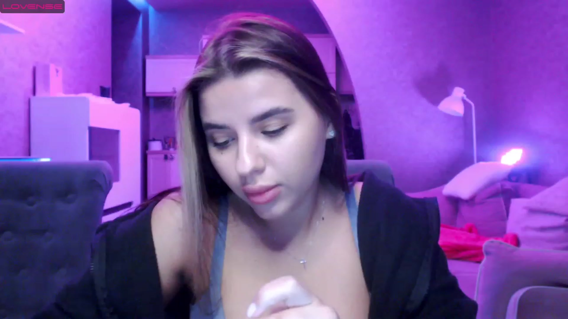 Gallery image thumbnail from Darling_Ivy's myfreecams stream on, 04/04/2023, 11:57 image 3 of 20