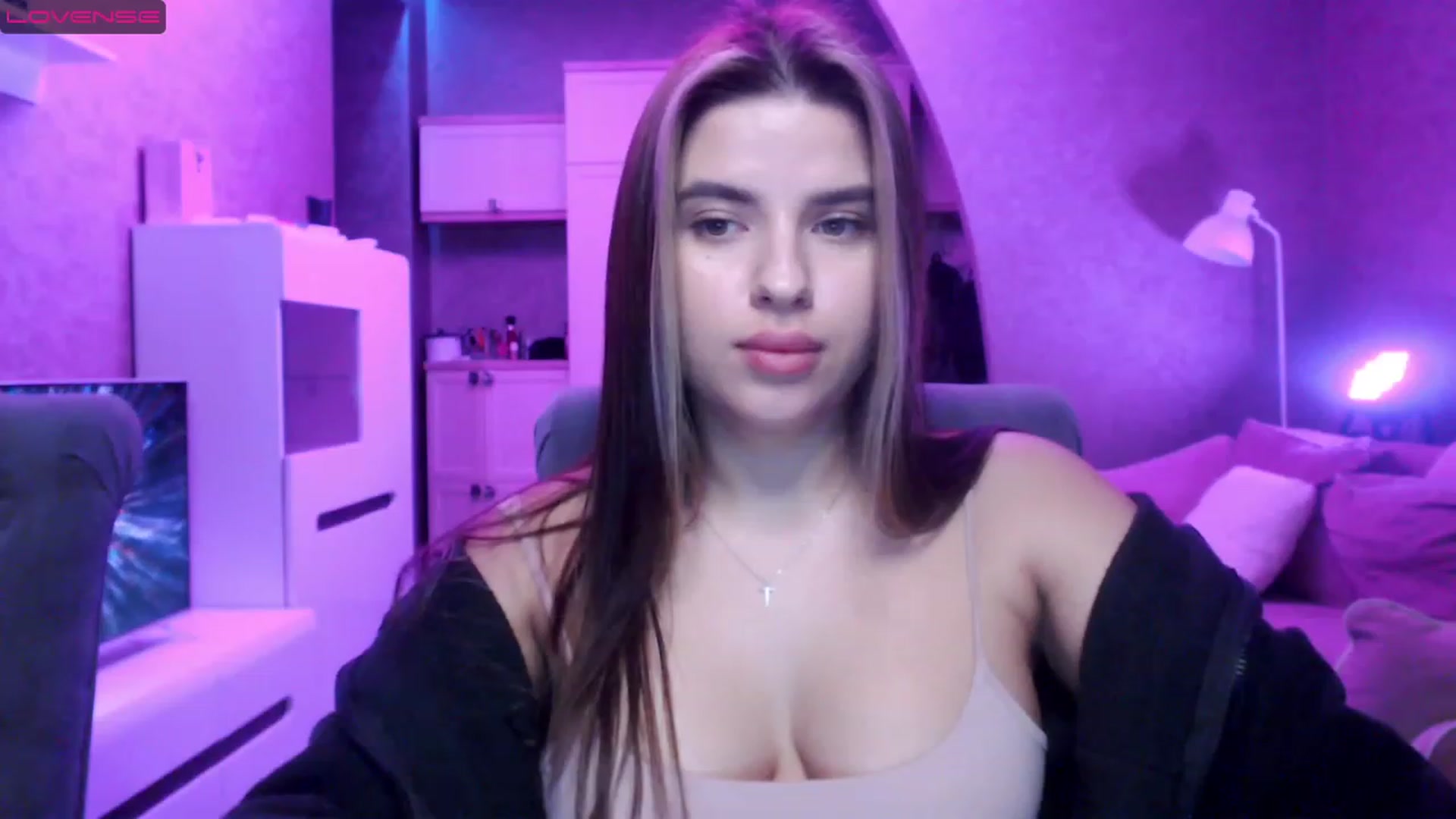 Gallery image thumbnail from Darling_Ivy's myfreecams stream on, 04/09/2023, 12:32 image 20 of 20