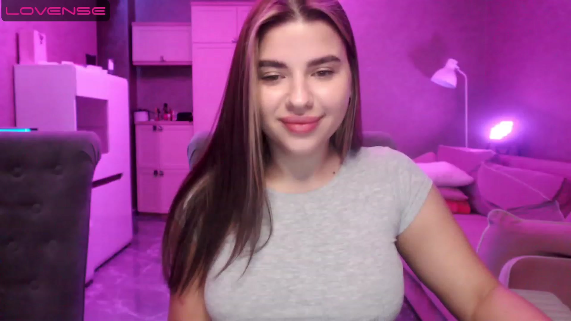 Gallery image thumbnail from Darling_Ivy's myfreecams stream on, 04/17/2023, 08:39 image 10 of 20