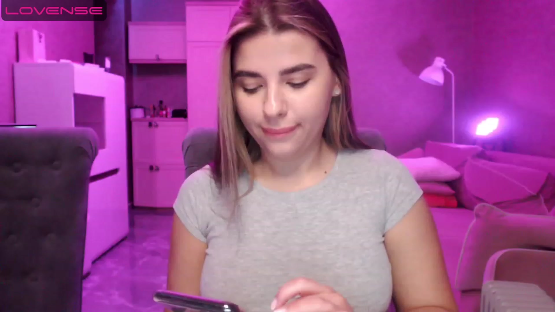Gallery image thumbnail from Darling_Ivy's myfreecams stream on, 04/17/2023, 08:39 image 6 of 20