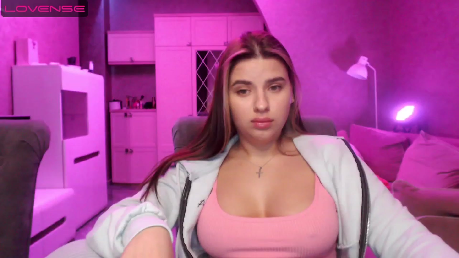 Gallery image thumbnail from Darling_Ivy's myfreecams stream on, 04/23/2023, 12:39 image 7 of 20