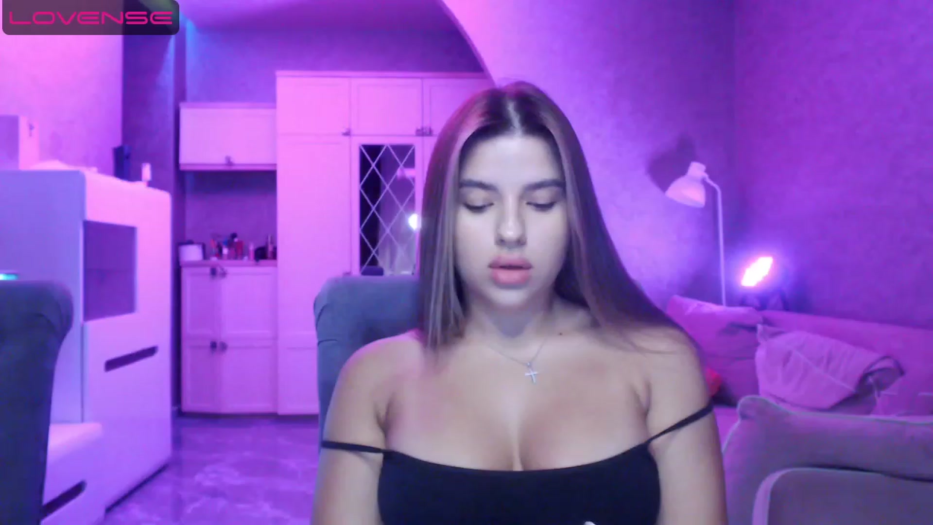 Gallery image thumbnail from Darling_Ivy's myfreecams stream on, 07/16/2023, 11:49 image 15 of 20