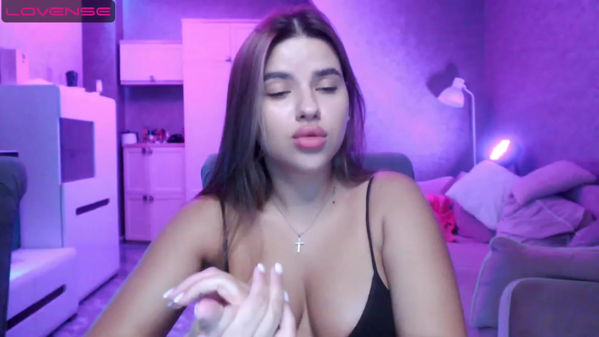 Gallery image thumbnail from Darling_Ivy's myfreecams stream on, 08/14/2023, 10:49 image 11 of 20