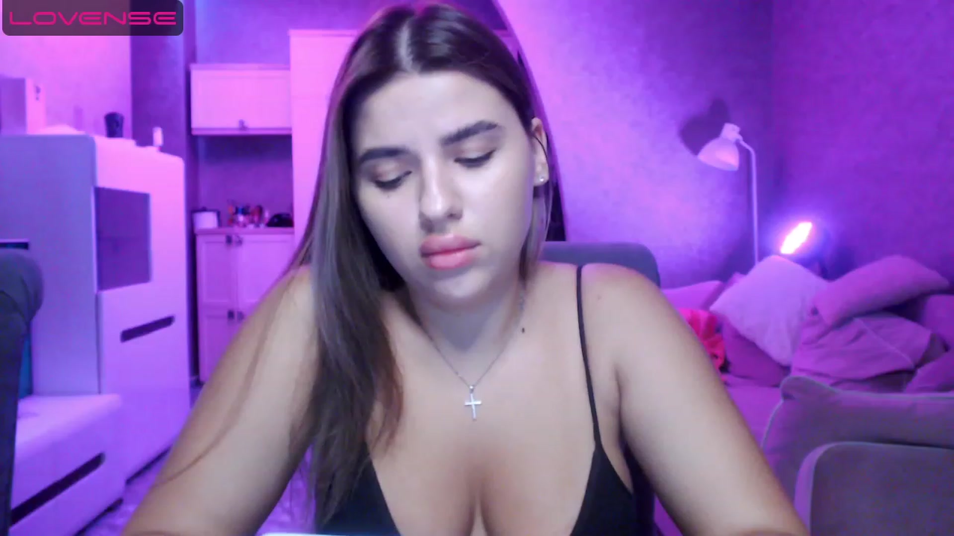 Gallery image thumbnail from Darling_Ivy's myfreecams stream on, 08/14/2023, 10:49 image 3 of 20