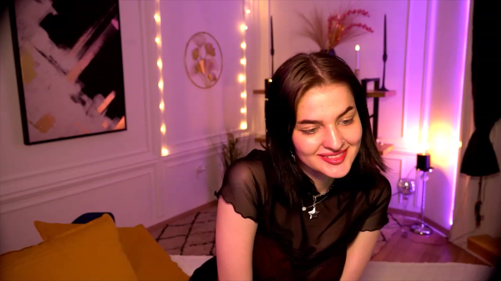Gallery image thumbnail from Darsyy_'s myfreecams stream on, 05/28/2023, 17:05 image 6 of 20