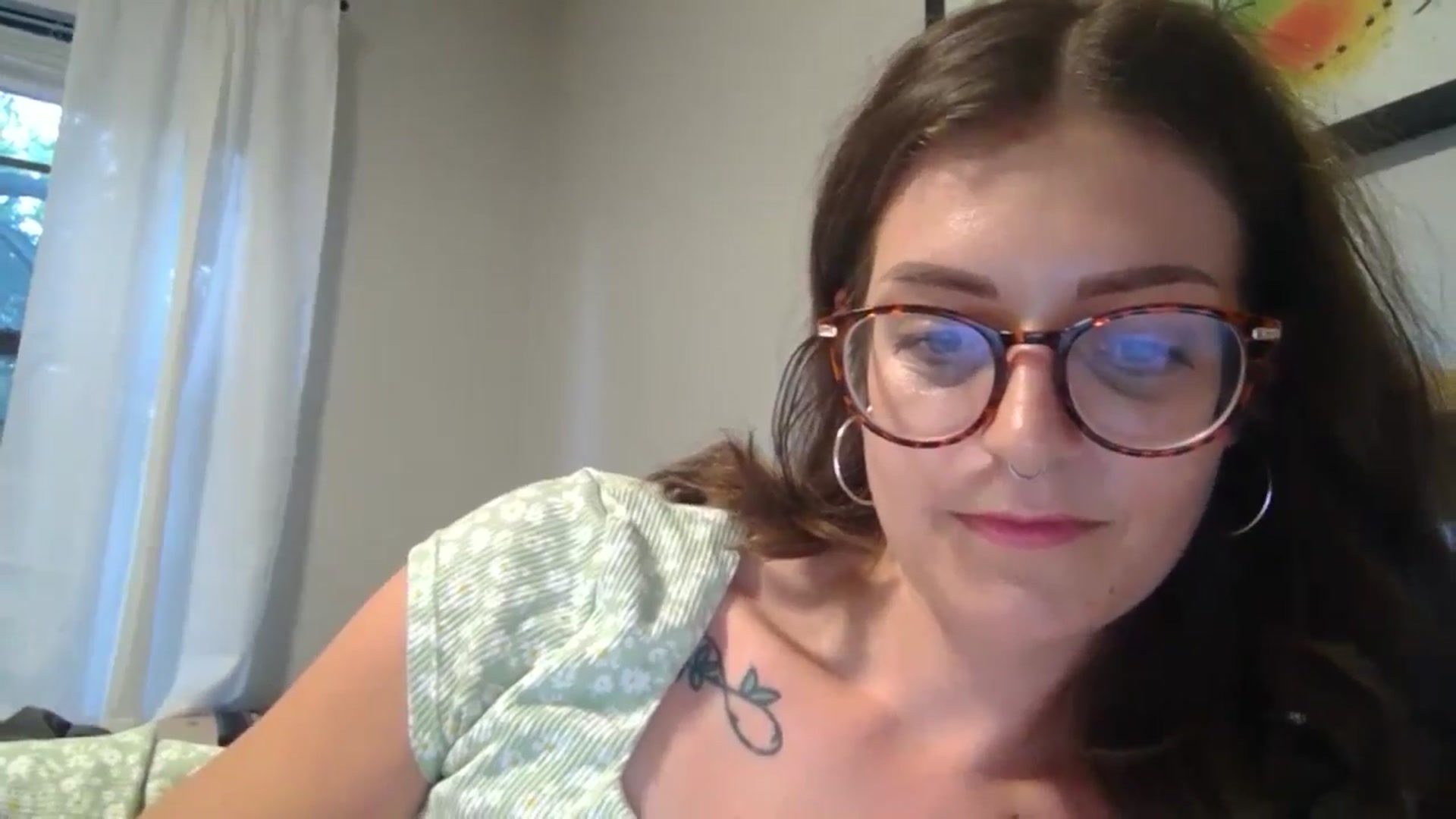 Gallery image thumbnail from DarthElevator's myfreecams stream on, 06/17/2024, 24:42 image 4 of 20