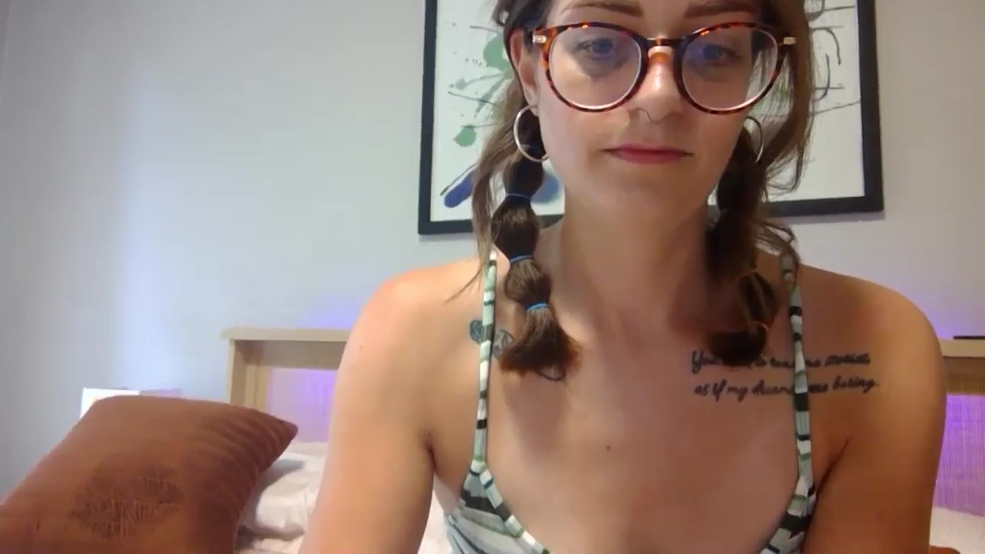 Gallery image thumbnail from DarthElevator's myfreecams stream on, 06/21/2024, 20:02 image 6 of 20
