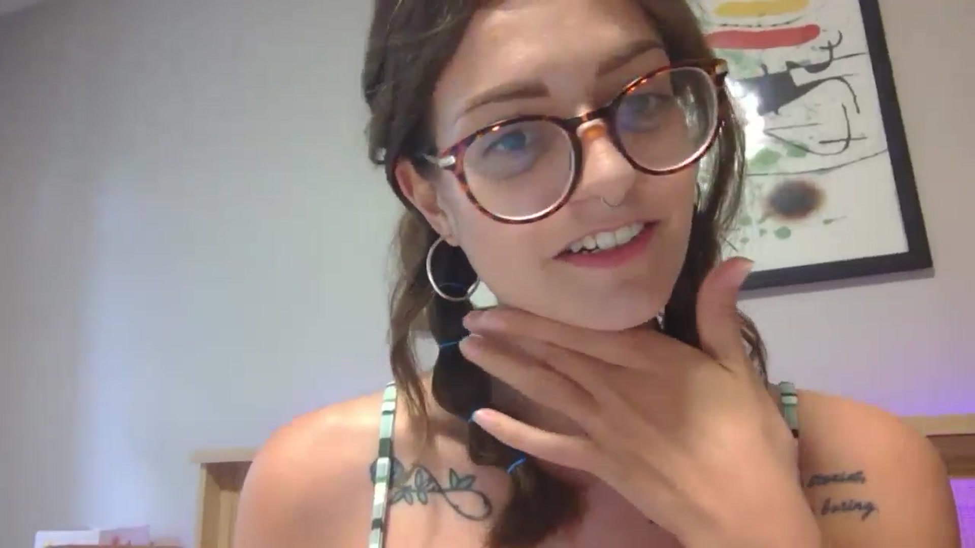 Gallery image thumbnail from DarthElevator's myfreecams stream on, 06/21/2024, 20:02 image 12 of 20
