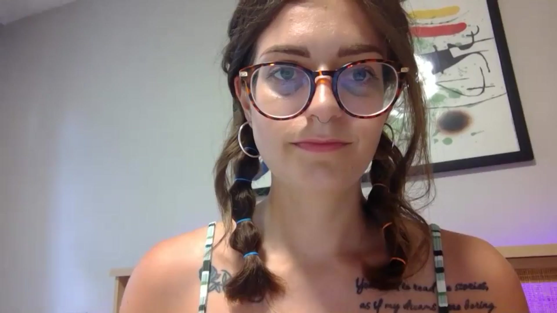 Gallery image thumbnail from DarthElevator's myfreecams stream on, 06/21/2024, 20:02 image 15 of 20