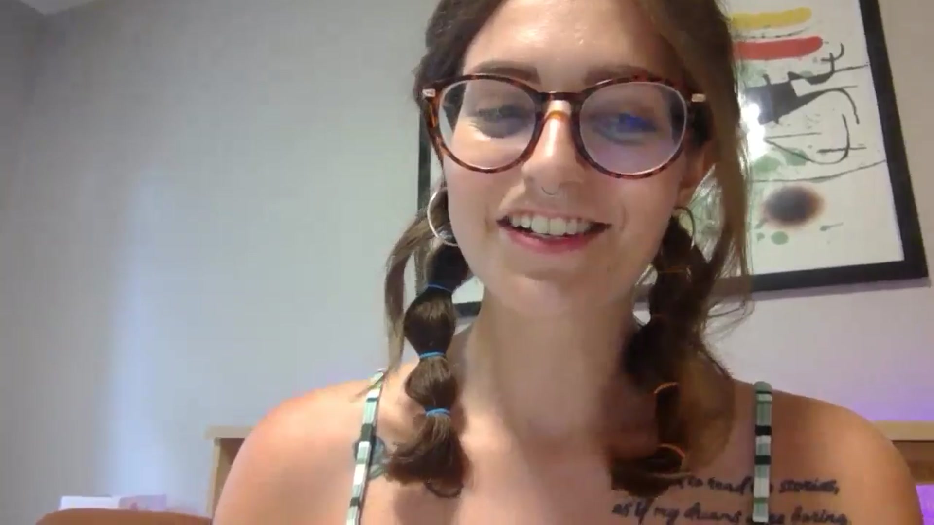 Gallery image thumbnail from DarthElevator's myfreecams stream on, 06/21/2024, 20:02 image 13 of 20