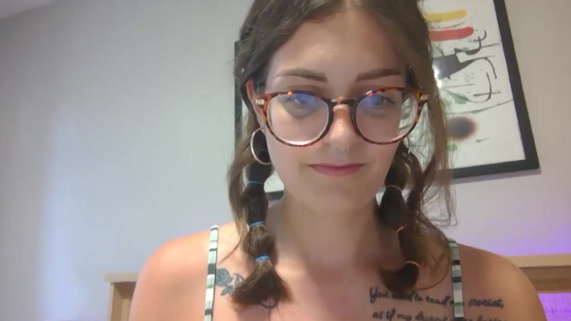 Gallery image thumbnail from DarthElevator's myfreecams stream on, 06/21/2024, 20:02 image 19 of 20
