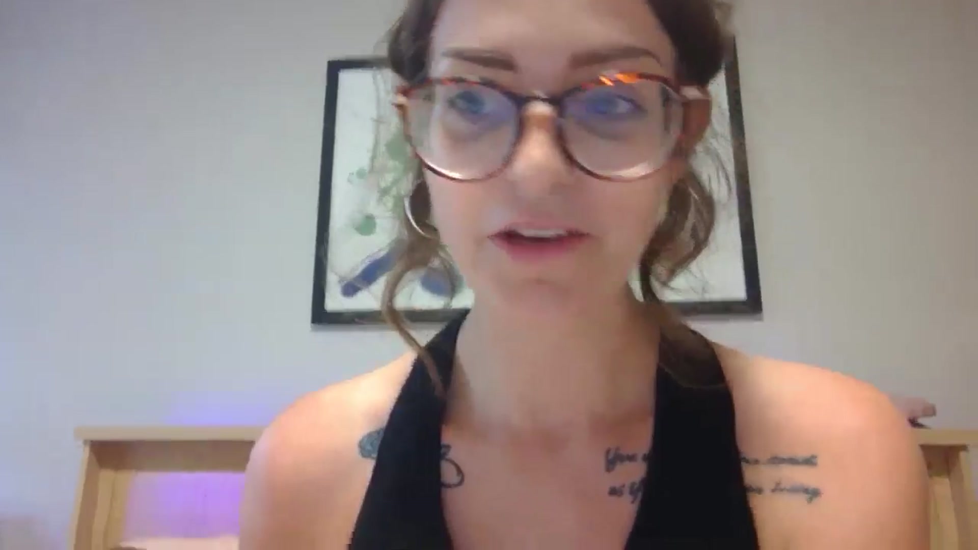 Gallery image thumbnail from DarthElevator's myfreecams stream on, 06/22/2024, 20:52 image 15 of 20