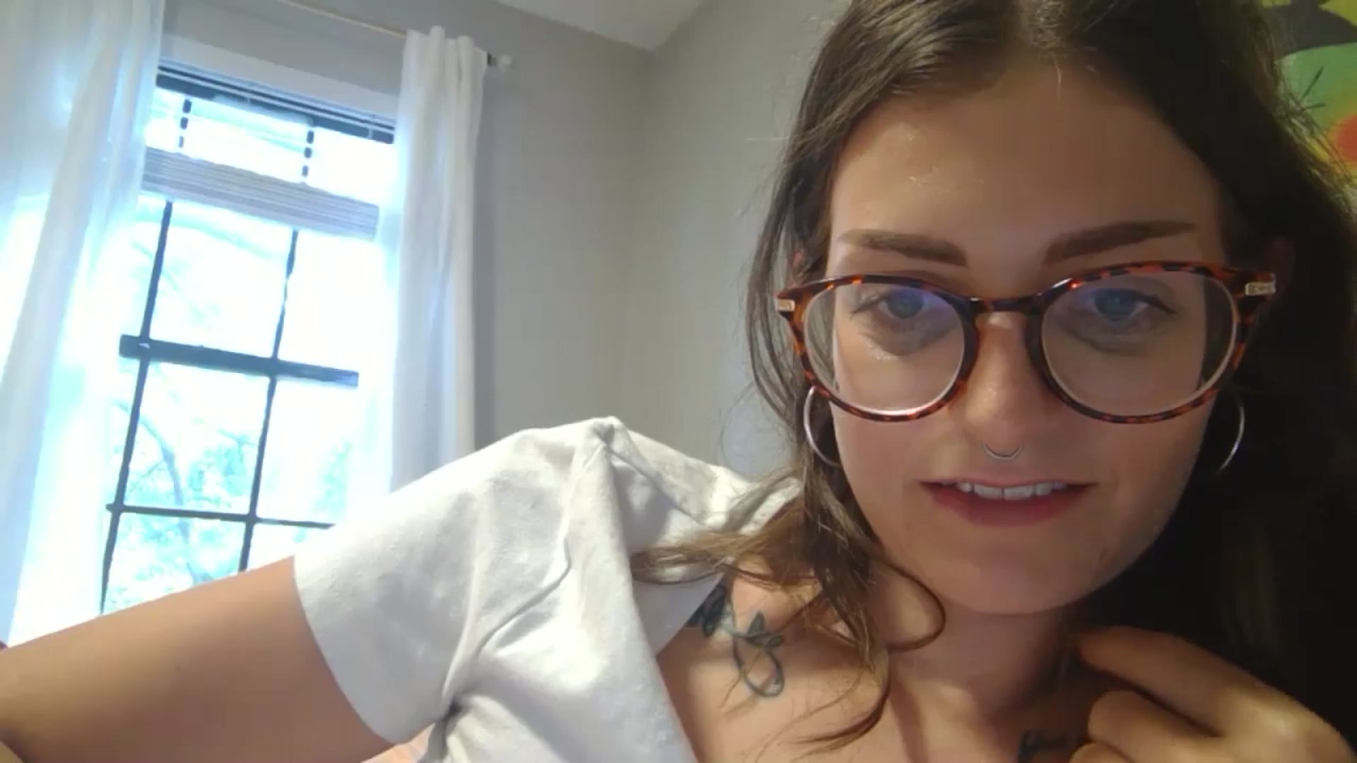 Gallery image thumbnail from DarthElevator's myfreecams stream on, 06/24/2024, 21:34 image 18 of 20