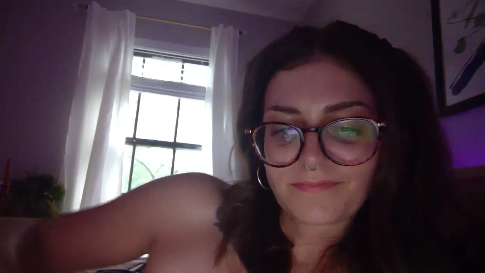 Gallery image thumbnail from DarthElevator's myfreecams stream on, 06/28/2024, 23:41 image 12 of 20