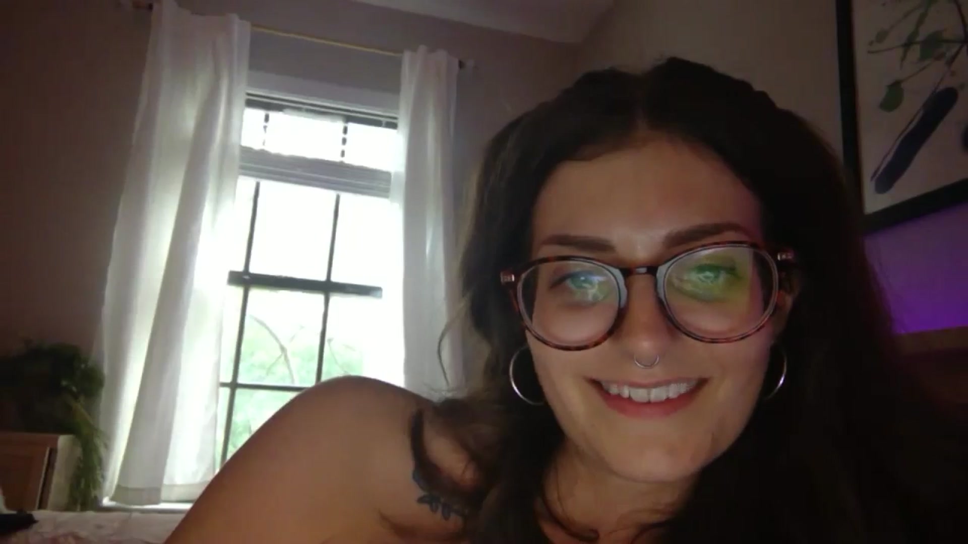 Gallery image thumbnail from DarthElevator's myfreecams stream on, 06/28/2024, 23:41 image 6 of 20