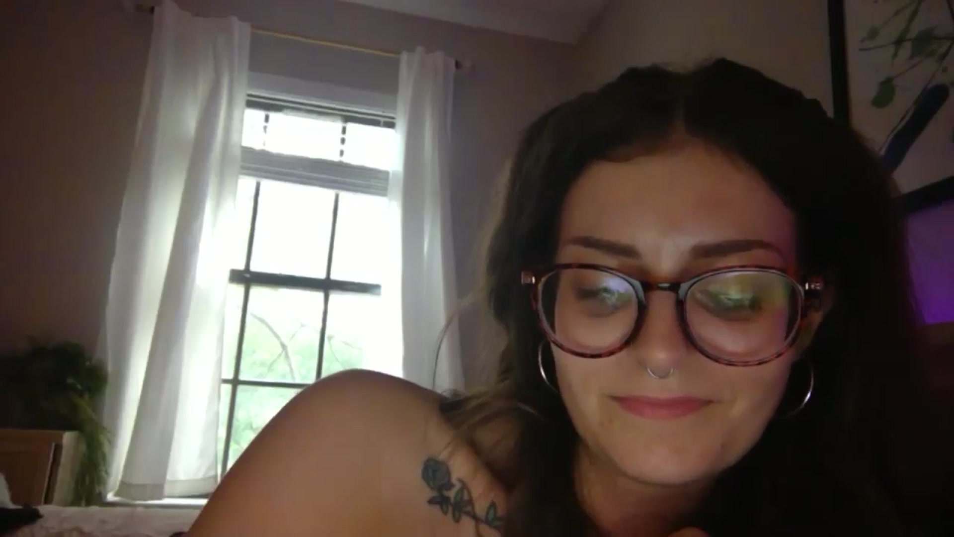 Gallery image thumbnail from DarthElevator's myfreecams stream on, 06/28/2024, 23:41 image 8 of 20