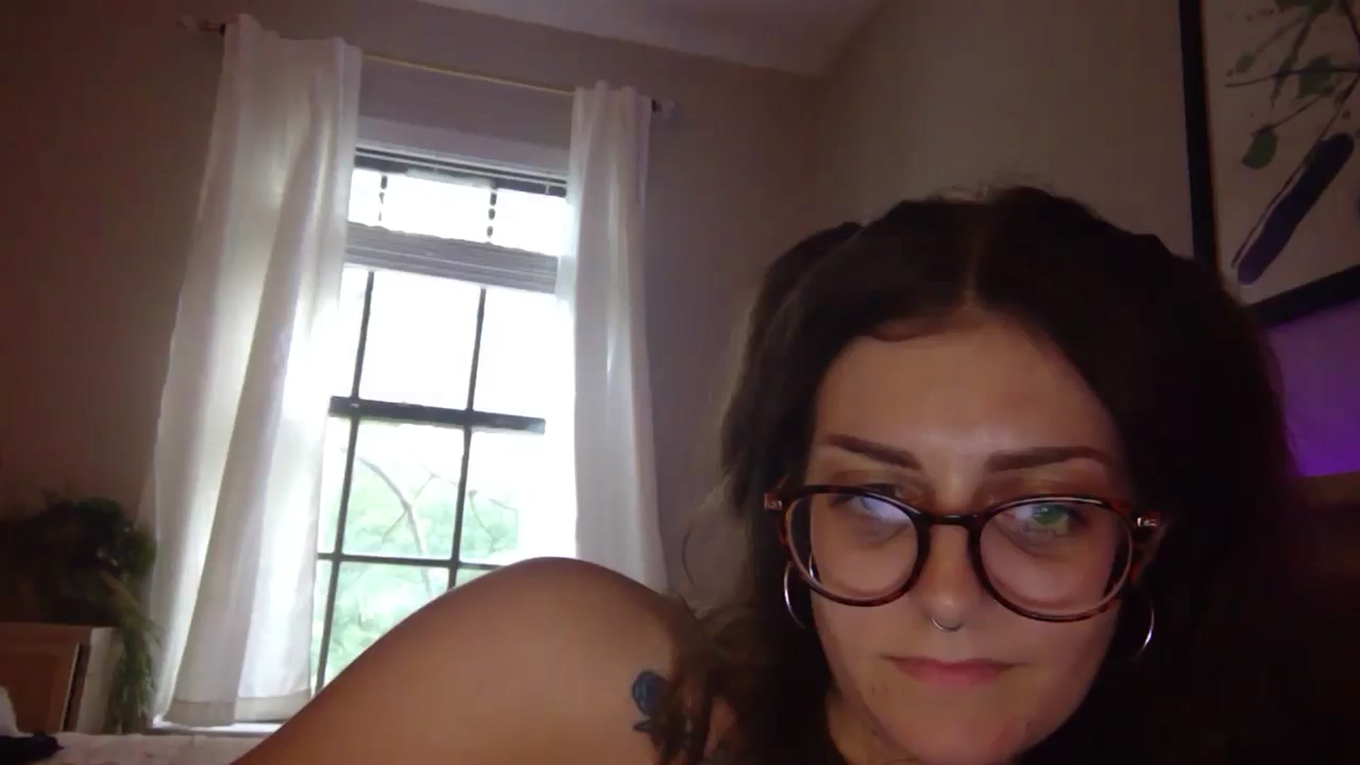 Gallery image thumbnail from DarthElevator's myfreecams stream on, 06/28/2024, 23:41 image 10 of 20