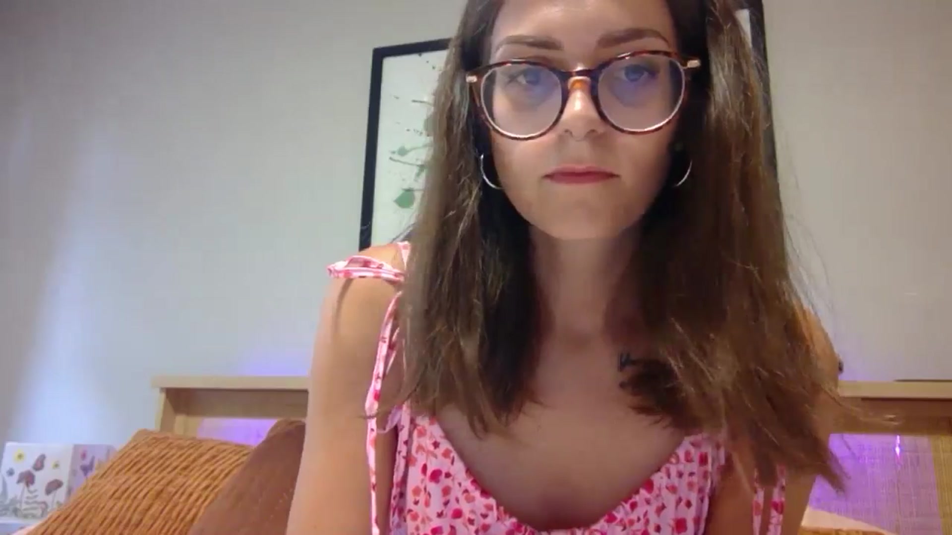Gallery image thumbnail from DarthElevator's myfreecams stream on, 07/19/2024, 20:37 image 18 of 20