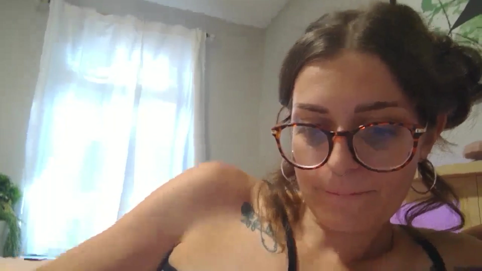 Gallery image thumbnail from DarthElevator's myfreecams stream on, 07/21/2024, 22:31 image 9 of 20
