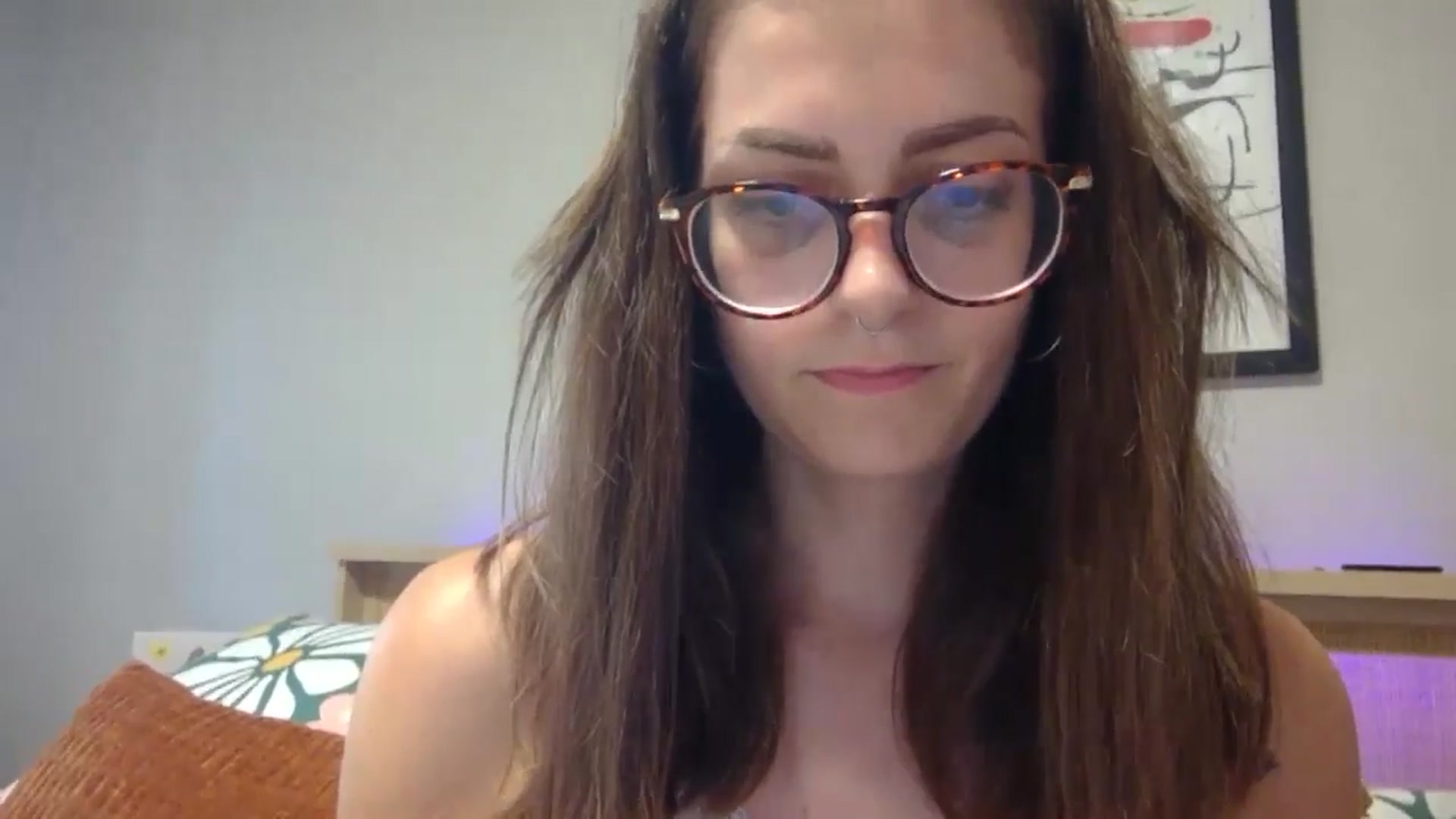 Gallery image thumbnail from DarthElevator's myfreecams stream on, 08/16/2024, 23:31 image 11 of 20