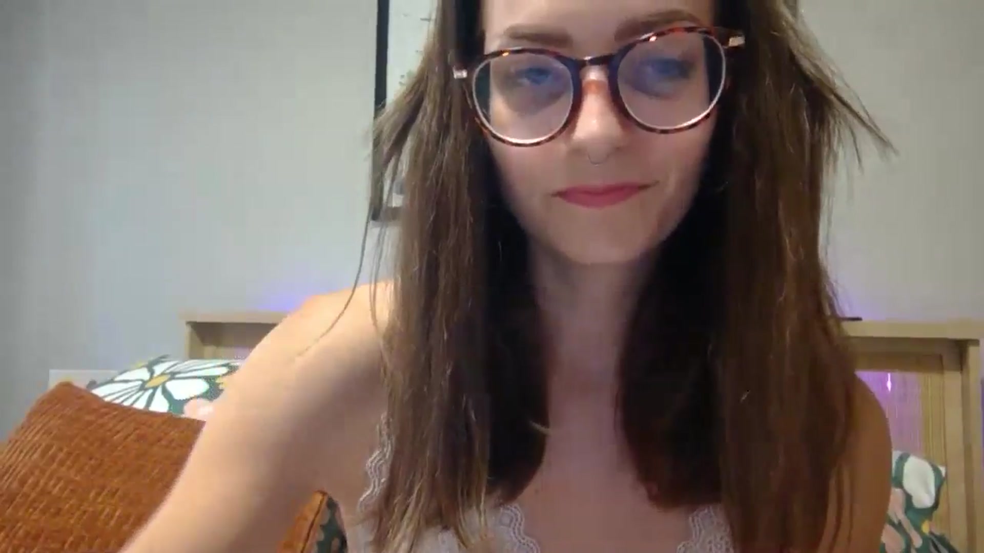 Gallery image thumbnail from DarthElevator's myfreecams stream on, 08/16/2024, 23:31 image 19 of 20