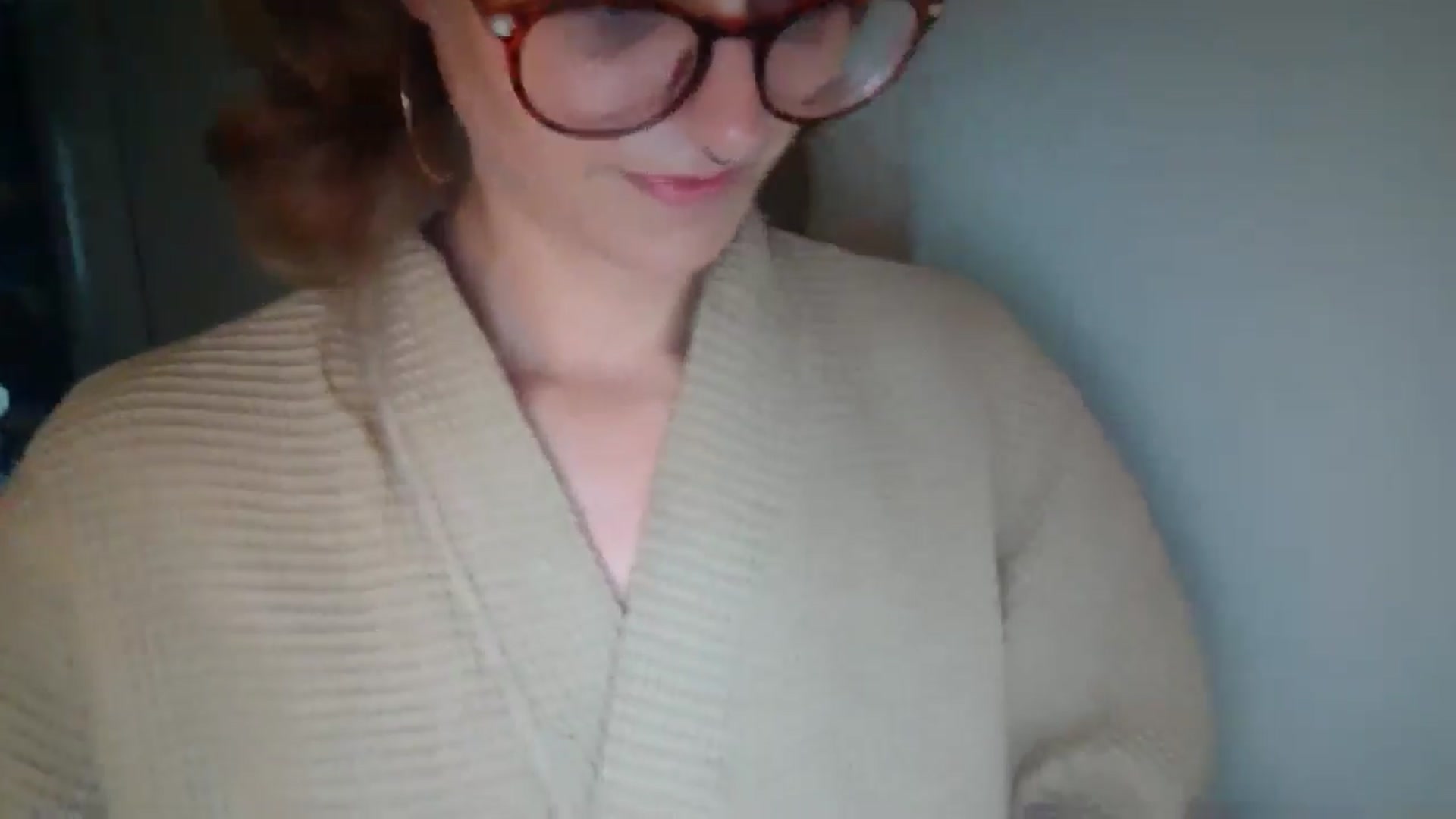 Gallery image thumbnail from DarthElevator's myfreecams stream on, 09/28/2024, 19:48 image 9 of 20