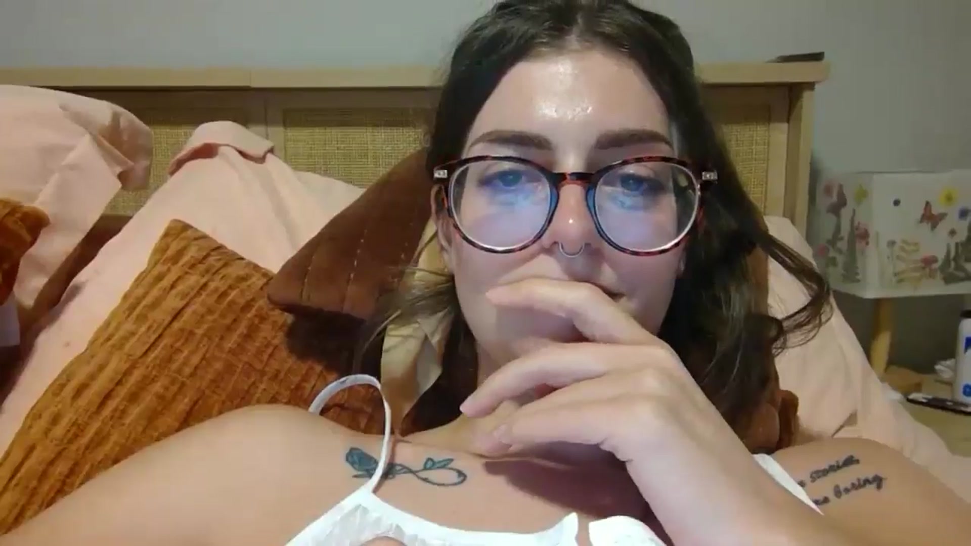 Gallery image thumbnail from DarthElevator's myfreecams stream on, 09/29/2024, 20:18 image 8 of 20