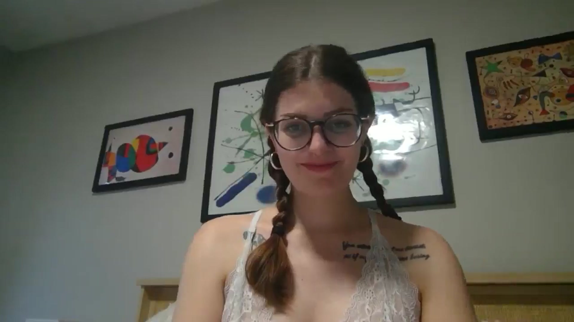 Gallery image thumbnail from DarthElevator's myfreecams stream on, 04/10/2025, 21:24 image 15 of 20