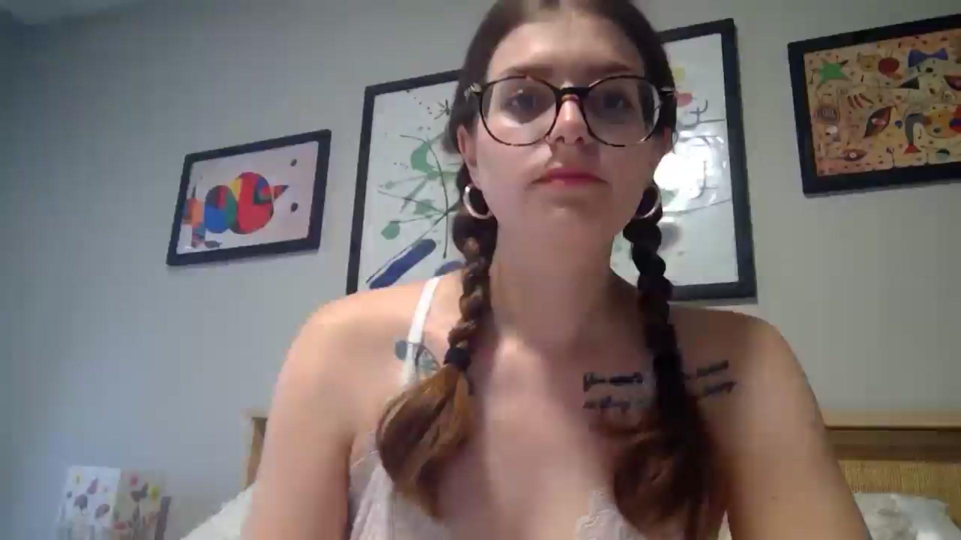 Gallery image thumbnail from DarthElevator's myfreecams stream on, 04/10/2025, 21:24 image 1 of 20