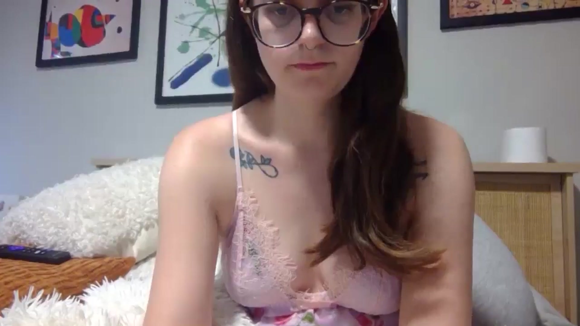 Gallery image thumbnail from DarthElevator's myfreecams stream on, 04/25/2025, 19:59 image 4 of 20