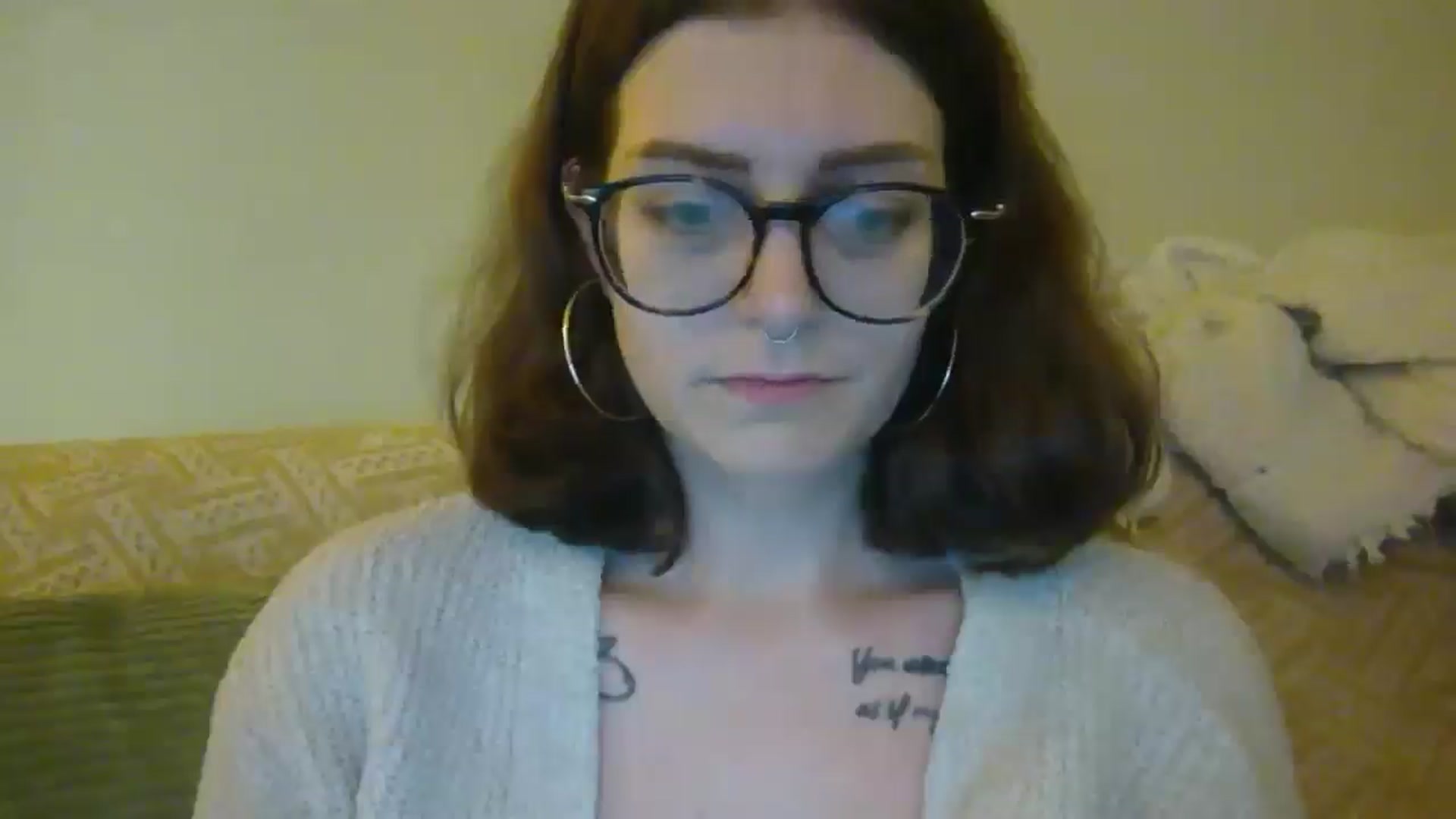 Gallery image thumbnail from DarthElevator's myfreecams stream on, 01/11/2026, 08:27 image 4 of 20