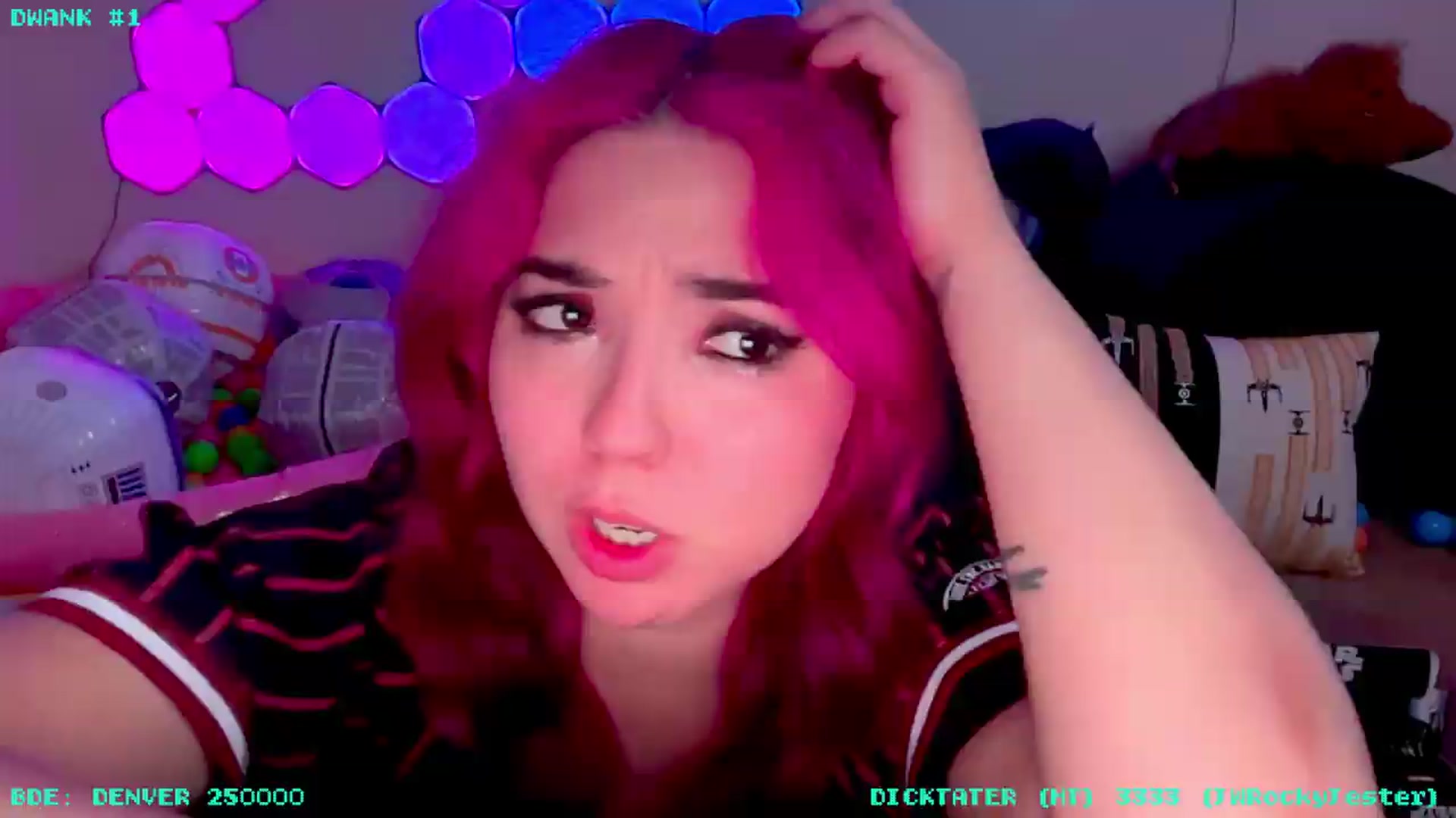 Gallery image thumbnail from DarthJessWhitmore's myfreecams stream on, 05/06/2026, 06:30 image 17 of 20