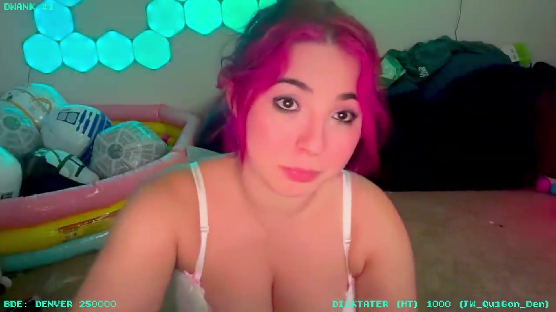 Gallery image thumbnail from DarthJessWhitmore's myfreecams stream on, 05/08/2026, 06:09 image 16 of 20