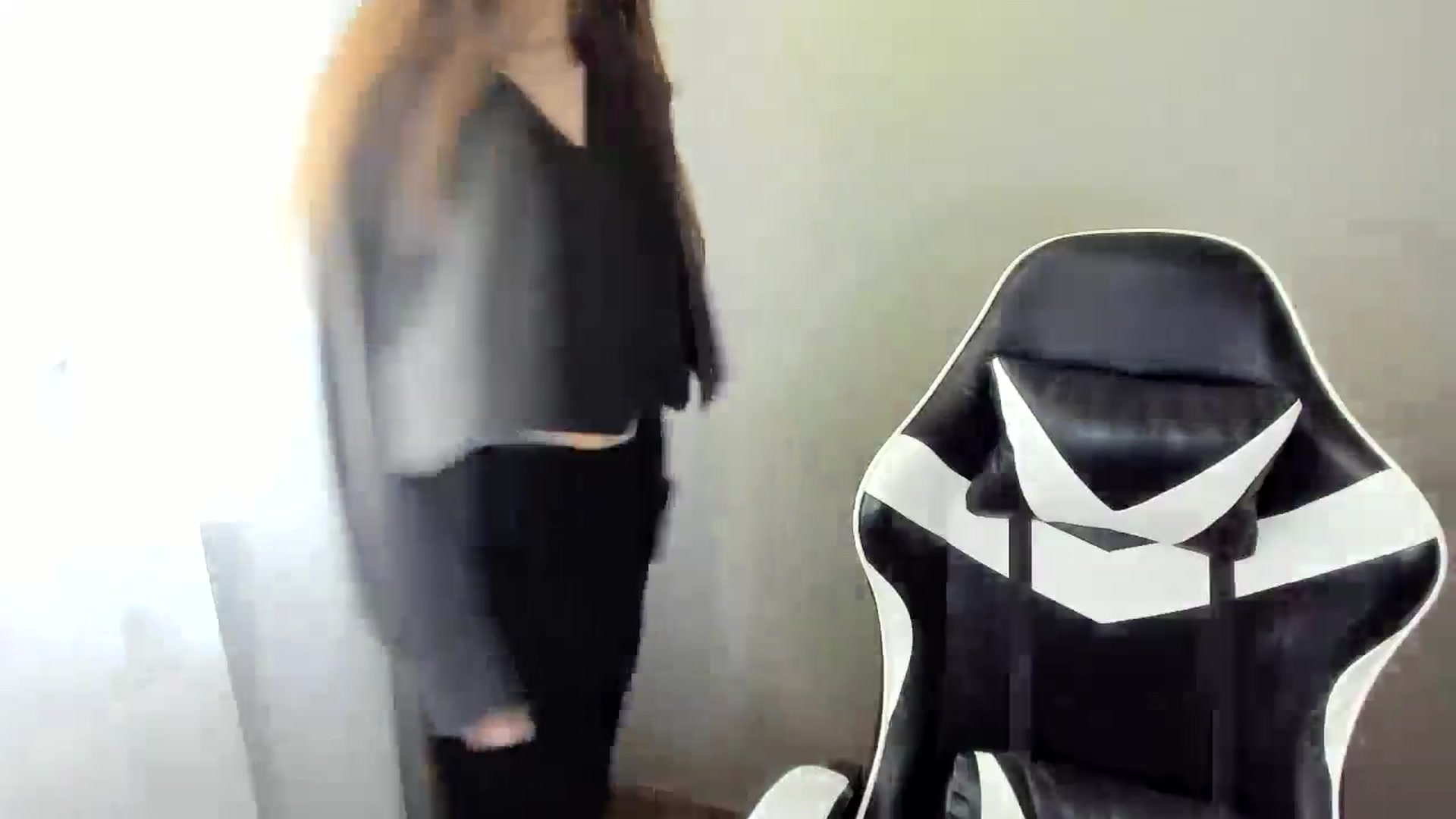 Gallery image thumbnail from Dashamoxy's myfreecams stream on, 06/01/2025, 11:39 image 4 of 20