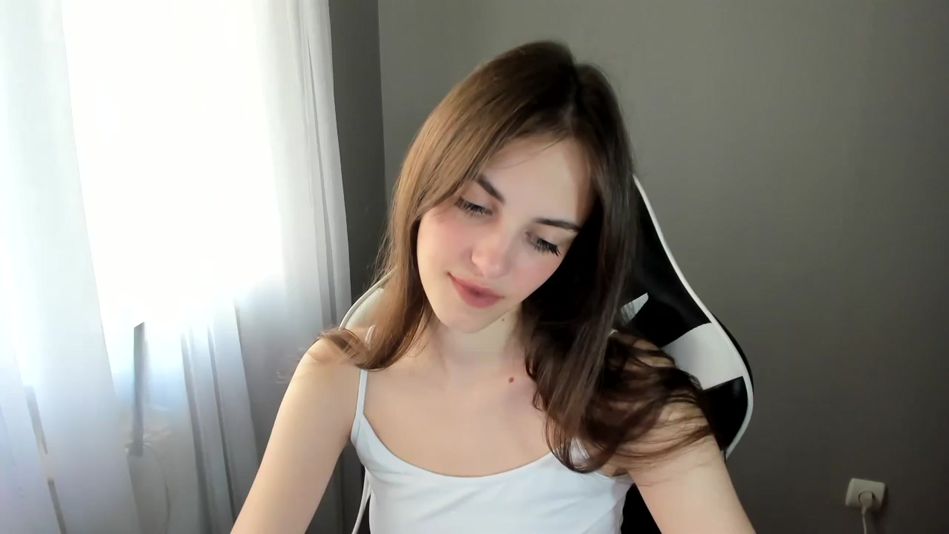 Gallery image thumbnail from Dashamoxy's myfreecams stream on, 06/07/2025, 15:43 image 1 of 20