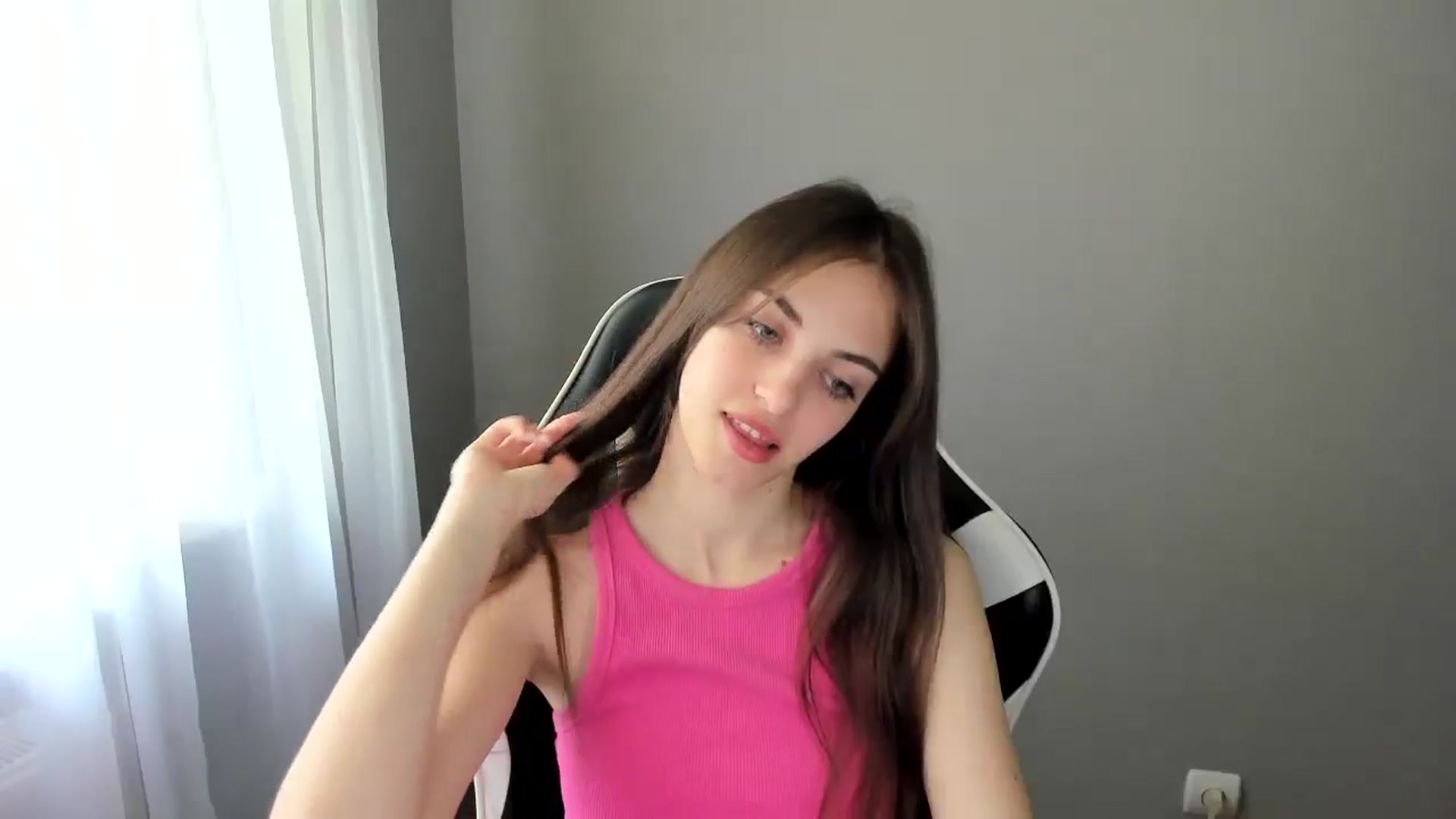 Gallery image thumbnail from Dashamoxy's myfreecams stream on, 06/09/2025, 08:32 image 20 of 20