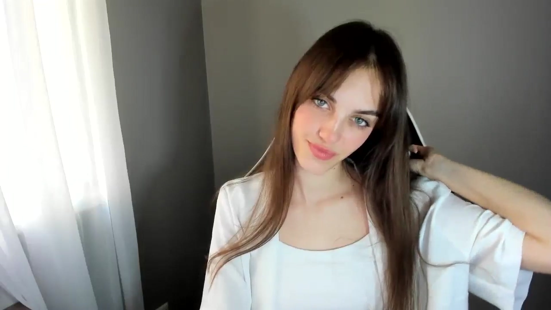 Gallery image thumbnail from Dashamoxy's myfreecams stream on, 06/23/2025, 17:02 image 16 of 20
