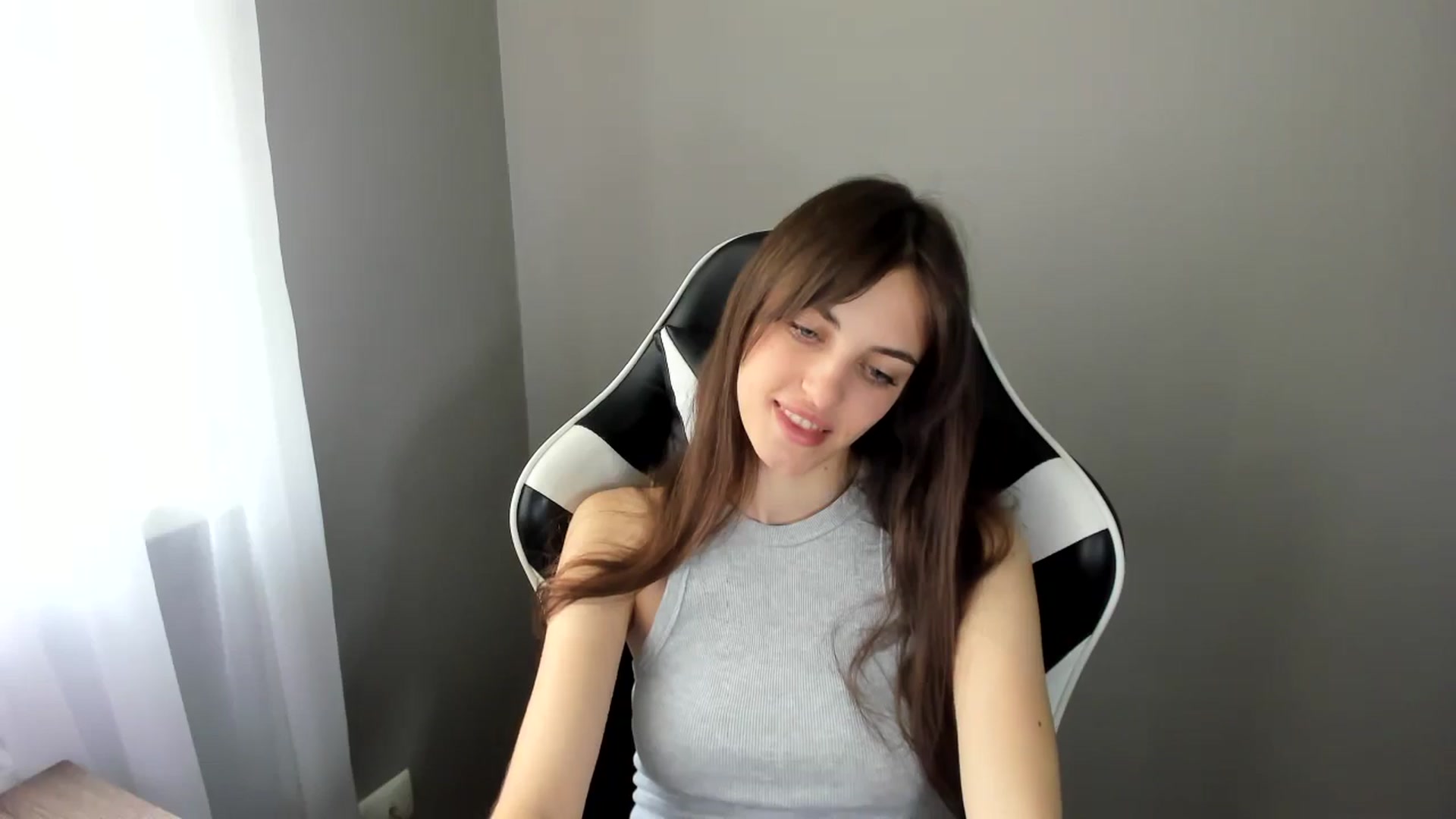 Gallery image thumbnail from Dashamoxy's myfreecams stream on, 06/25/2025, 09:25 image 7 of 20