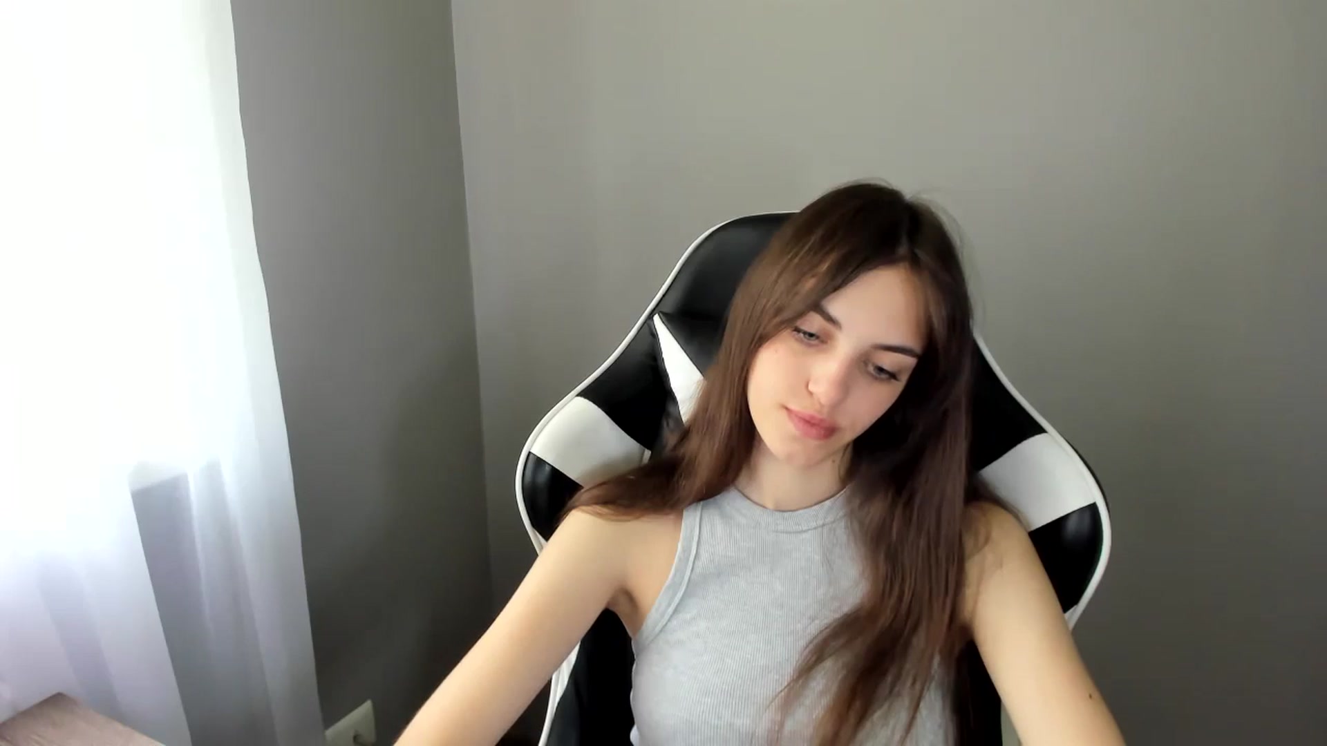 Gallery image thumbnail from Dashamoxy's myfreecams stream on, 06/25/2025, 09:25 image 2 of 20