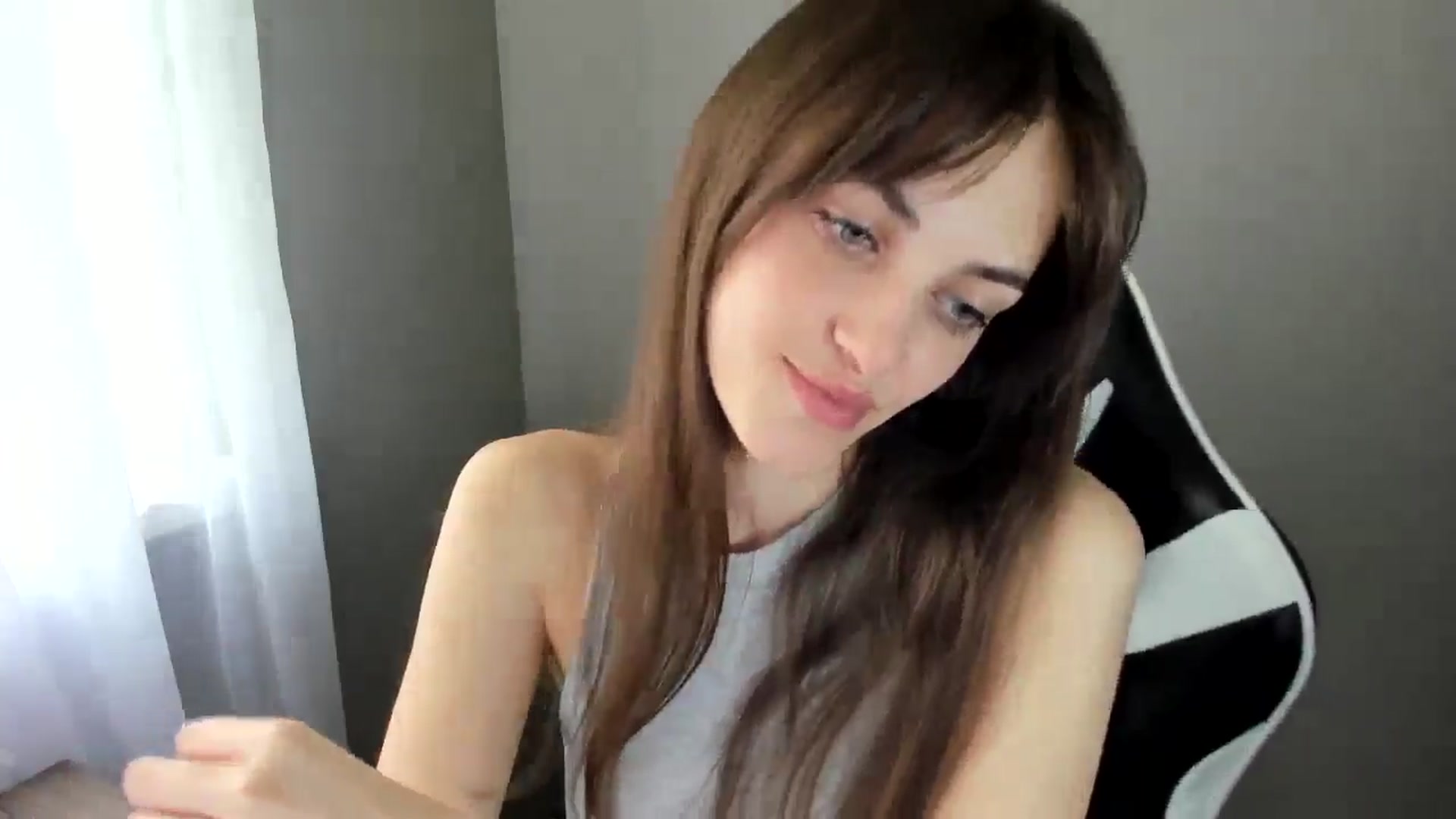 Gallery image thumbnail from Dashamoxy's myfreecams stream on, 06/25/2025, 09:25 image 4 of 20